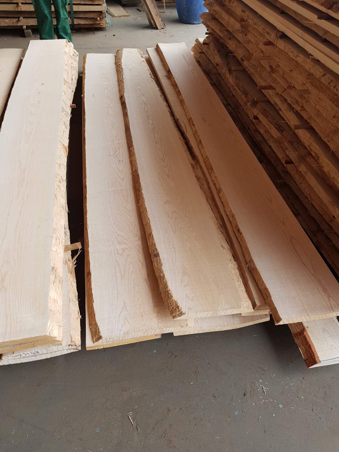 为什么说定期上蜡对木材板材很重要 为什么说定期上蜡对木材板材很重要