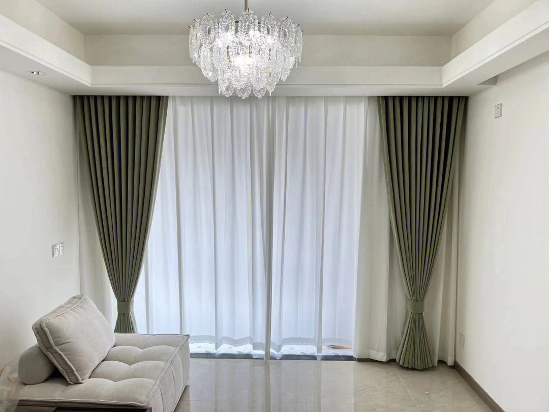 如何根据木材板材的颜色选择合适的窗帘款式 如何根据木材板材的颜色选择合适的窗帘款式