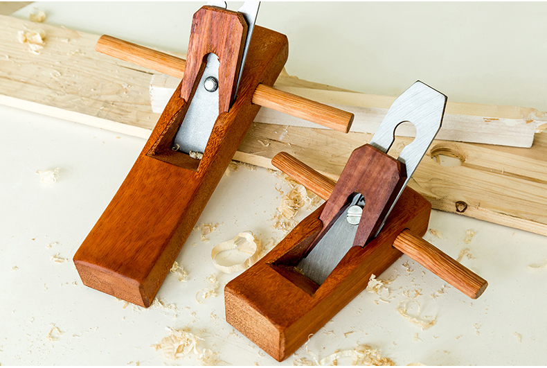 木材板材加工中常见的传统工具有哪些