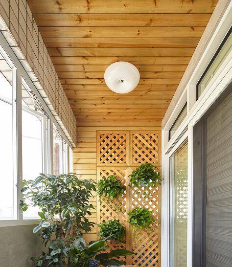 木材板材在阳台上如何创造更多的空间功能