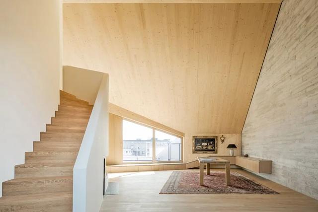 如何通过合理布局木材板材提升室内的功能性舒适度