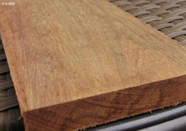 木材板材的耐磨性能与维护保养有何关系